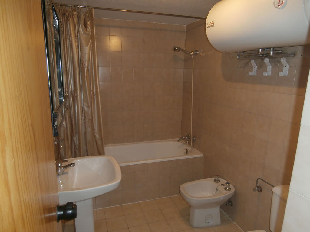 Apartamentos Mont Blanc Asn Сьєрра-Невада Номер фото